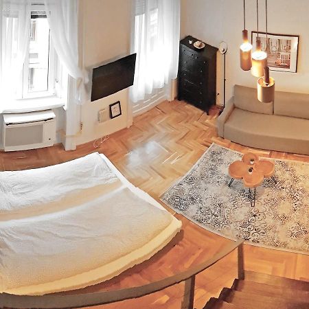 Luxury New Apartment With Gallery At Dob Street Nearby Gozsdu Court Βουδαπέστη Εξωτερικό φωτογραφία