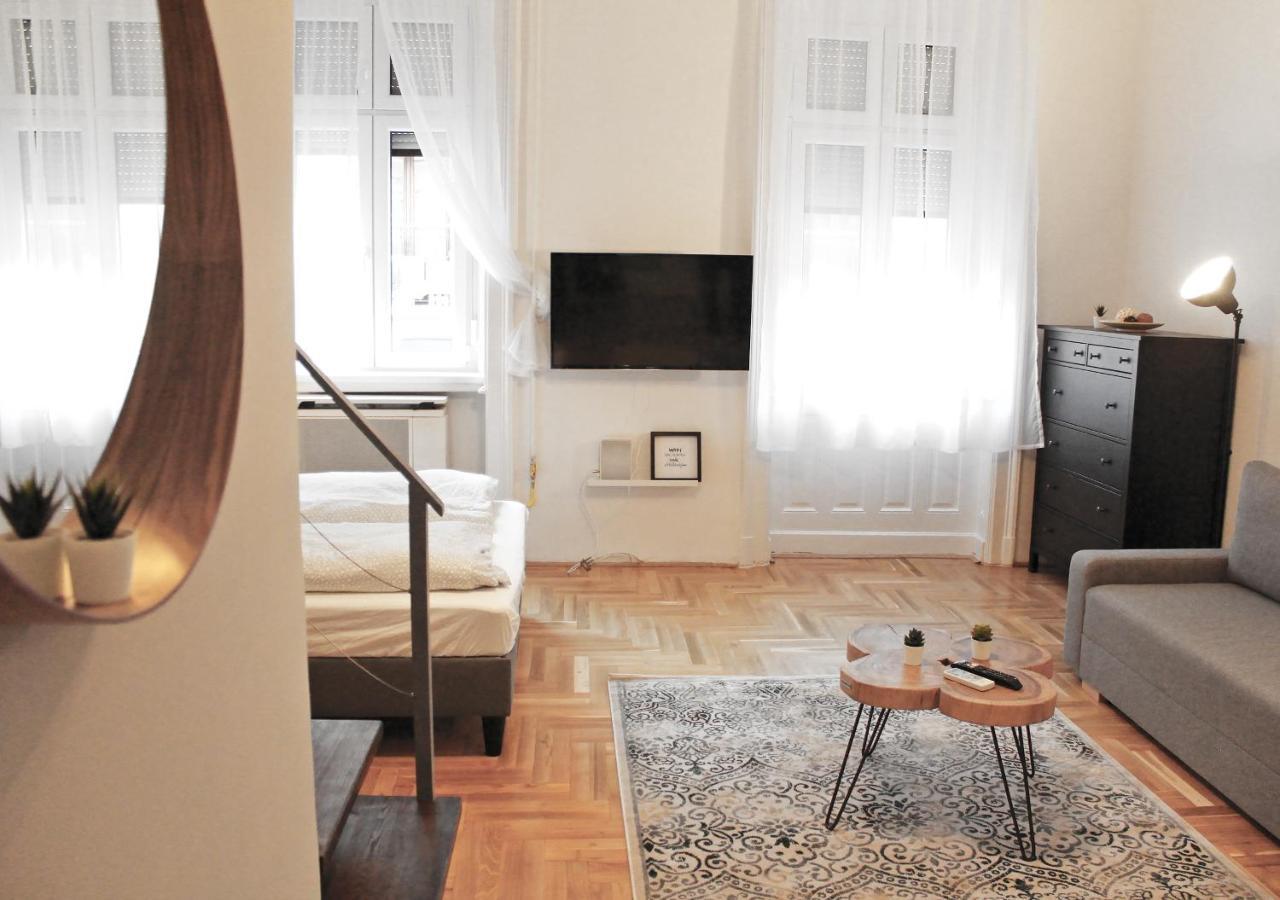 Luxury New Apartment With Gallery At Dob Street Nearby Gozsdu Court Βουδαπέστη Εξωτερικό φωτογραφία