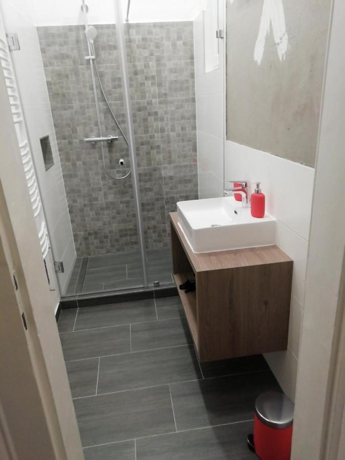 Luxury New Apartment With Gallery At Dob Street Nearby Gozsdu Court Βουδαπέστη Εξωτερικό φωτογραφία